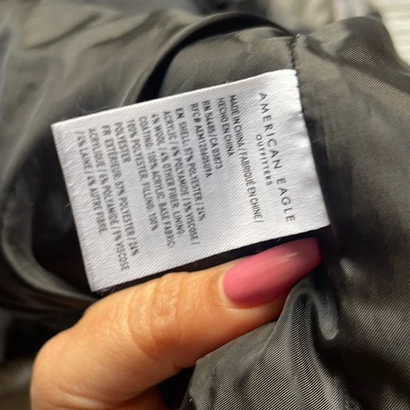 American Eagle Puffer Jacket Size Small Excellent Condition - Picture 12 of 13